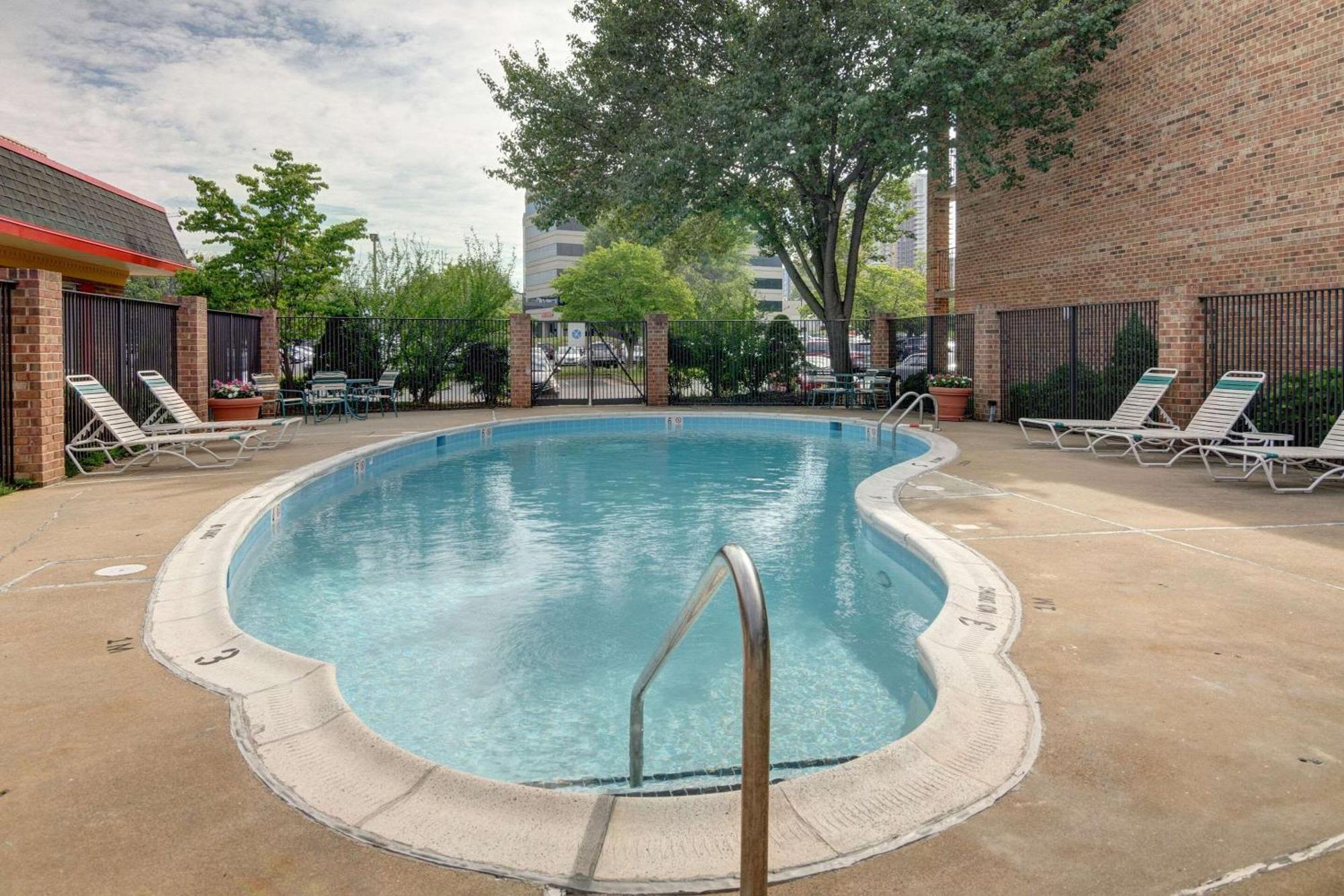 Suburban Studios Tysons Corner Bécs Kültér fotó