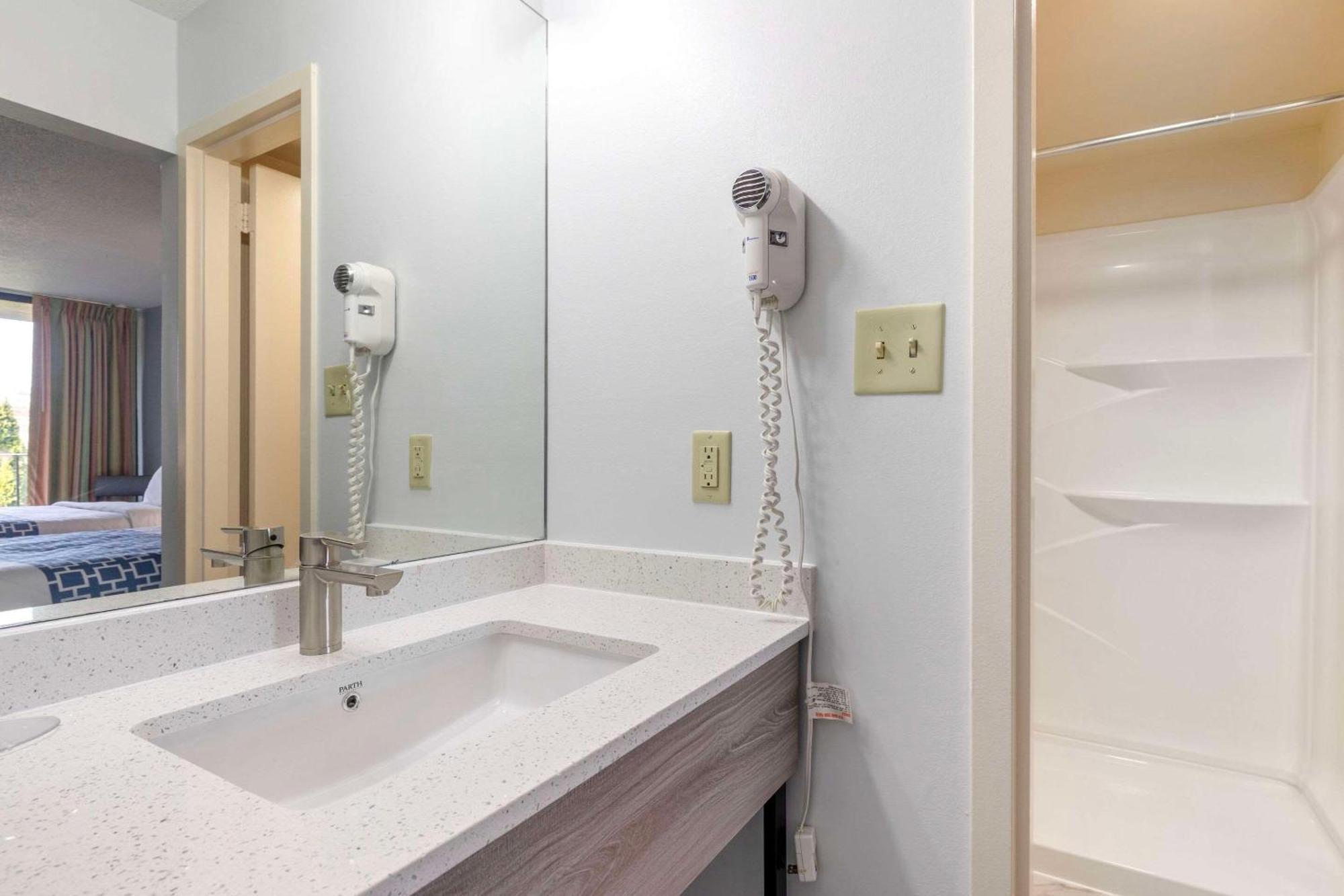 Suburban Studios Tysons Corner Bécs Kültér fotó